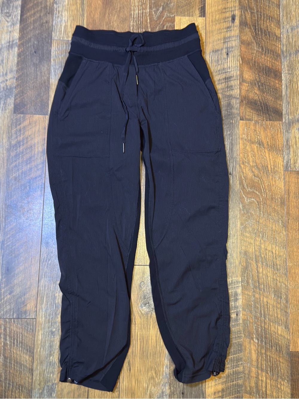 Lululemon Dance Studio Cropped Pants Black Size 2